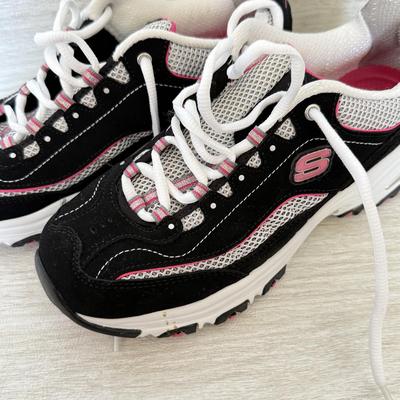 LOT 198D: Ladies' Shoe Collection: Sketchers Air Cooled Memory Foam Sneakers (8), London Fog Iceberg Boots (8) & Kamik Windstorm...