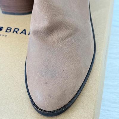 LOT 199D: Ladies' Shoes w/ Boxes: Lucky Brand Brindle Bridgetown Boodies (7) & Steve Madden Patent Leather Flats (7.5)