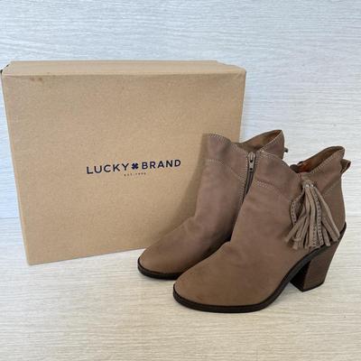 LOT 199D: Ladies' Shoes w/ Boxes: Lucky Brand Brindle Bridgetown Boodies (7) & Steve Madden Patent Leather Flats (7.5)