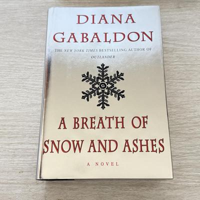 LOT 202D: Diana Gabaldon Novel Collection