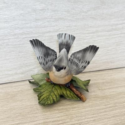 LOT 205B: Lenox Fine Porcelain Birds: Tufted Titmouse & Baltimore Oriole