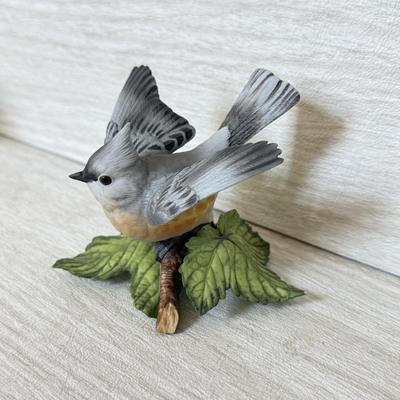 LOT 205B: Lenox Fine Porcelain Birds: Tufted Titmouse & Baltimore Oriole