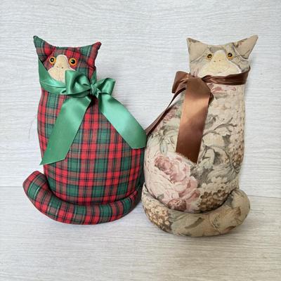 LOT 214D: Cat Lover's Collection: Framed Prints, Wood Sculpture & Soft Doorstops