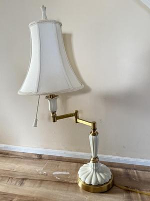 LOT 215L: Vintage Quoizel Lamp w/ Reading Arm Style LX6507H