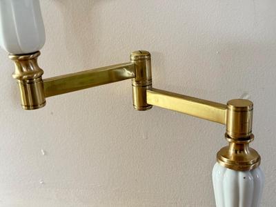 LOT 215L: Vintage Quoizel Lamp w/ Reading Arm Style LX6507H