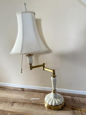 LOT 215L: Vintage Quoizel Lamp w/ Reading Arm Style LX6507H