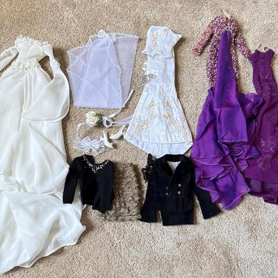 LOT 222K: Fancy Dresses & Clothing for Tonner 16" Fashion Dolls