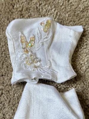 LOT 222K: Fancy Dresses & Clothing for Tonner 16" Fashion Dolls