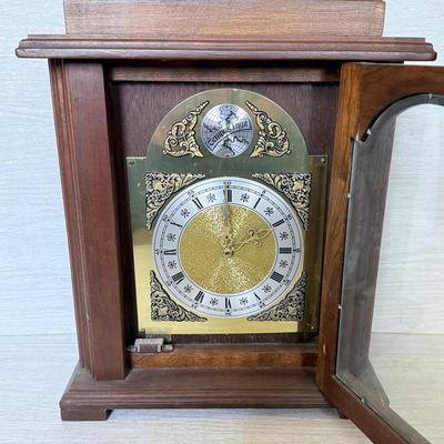 LOT 225L: Vintage Tempus Fugit Mantel Clock