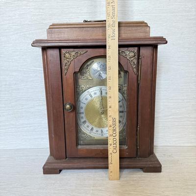 LOT 225L: Vintage Tempus Fugit Mantel Clock