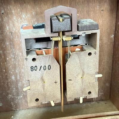 LOT 225L: Vintage Tempus Fugit Mantel Clock