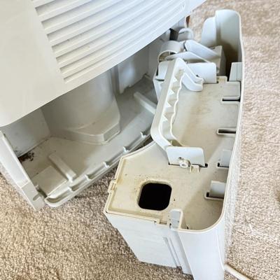 LOT 227L: GE Dehumidifier Model ADEL30LRQ2