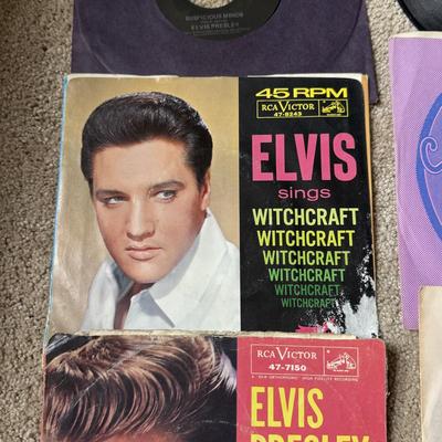 LOT 232K: Vintage 45s: Elvis, David Bowie, George Michael & Elton John