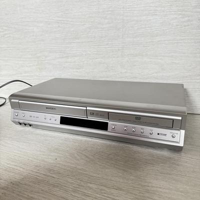 LOT 236D: Toshiba DVD/VCR Deck Model SD-K531SU2