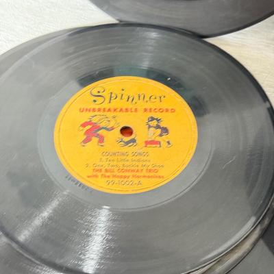 LOT 237D: Collection of Vintage 45s without Sleeves