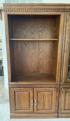 LOT 238L: Pennsylvania House TV Cabinet / Book Case