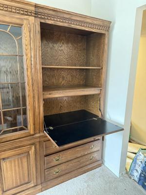 LOT 240L: Pennsylvania House Drop Front Desk / Bookshelf