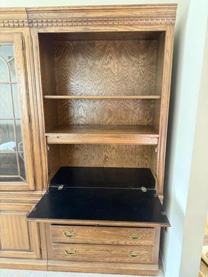 LOT 240L: Pennsylvania House Drop Front Desk / Bookshelf