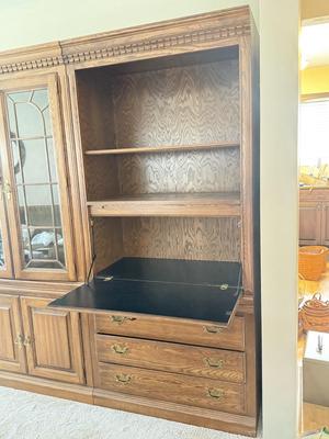 LOT 240L: Pennsylvania House Drop Front Desk / Bookshelf