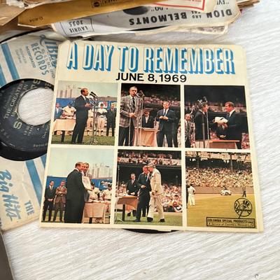 LOT 281D: Collection of Vintage 45s