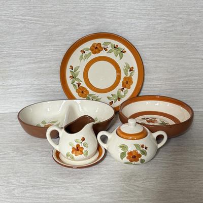 LOT 282D: Vintage Stangl Pottery Hand Painted Bitter Sweet Dishes