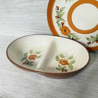 LOT 282D: Vintage Stangl Pottery Hand Painted Bitter Sweet Dishes