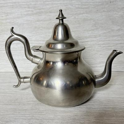 LOT 283K: Woodbury Pewter Tea Pot & Pitcher w/ 1985 Danforth Pewter Bowl