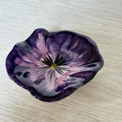 LOT 284K: Vintage China Collection: Royal Doulton "Linda" & "Darling," Crown Floral Trinket Box, Stangl Flower...