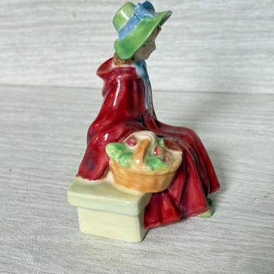 LOT 284K: Vintage China Collection: Royal Doulton "Linda" & "Darling," Crown Floral Trinket Box, Stangl Flower...