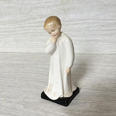 LOT 284K: Vintage China Collection: Royal Doulton "Linda" & "Darling," Crown Floral Trinket Box, Stangl Flower...