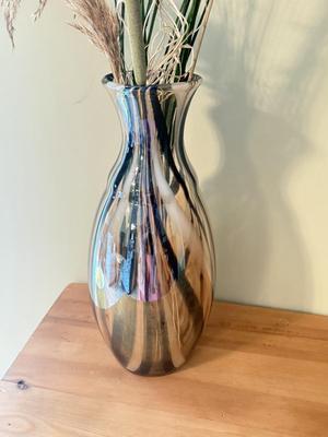 LOT 290F: Stunning Home Decor Vases