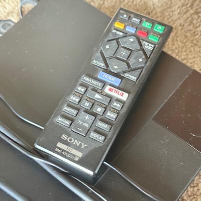 LOT 295F: Sony Blu-Ray/DVD Player Model BDP-S1700