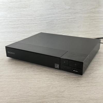 LOT 295F: Sony Blu-Ray/DVD Player Model BDP-S1700
