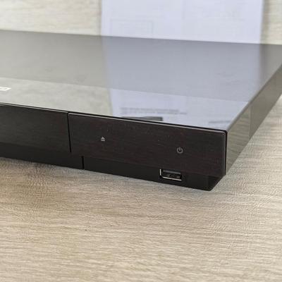LOT 296F: Sony Ultra HD Blu-ray/DVD Player Model UBP-X700