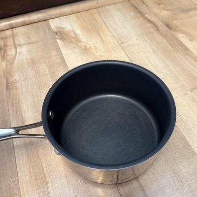 LOT 309K: Pots & Pans: Palm Restaurant, Thomas, Calphalon, Cuisinart & More