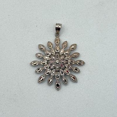 LOT 312J: 10k Gold Marcasite Flower Pendant (2.0g)