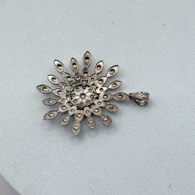 LOT 312J: 10k Gold Marcasite Flower Pendant (2.0g)