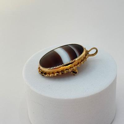 LOT 314J: Vintage Gold Fill Banded Agate Brooch / Pendant