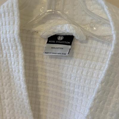 Chadsworth & Haig and Hotel Collection Robes (GB2-HS)