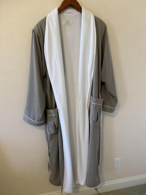 Chadsworth & Haig and Hotel Collection Robes (GB2-HS)