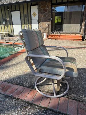 Pool chair