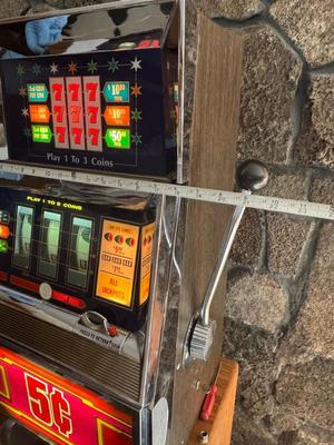 1982 Bally MFG Corp Slot Machine - not working
