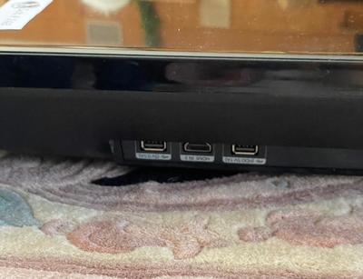 Set of Two TV's - both Samsung 32" - in working order