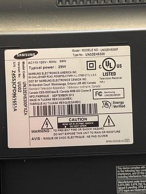 Set of Two TV's - both Samsung 32" - in working order