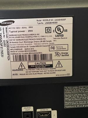 Set of Two TV's - both Samsung 32" - in working order