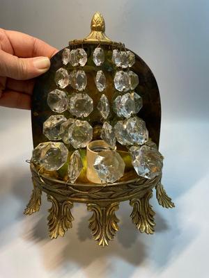 Wall sconce with crystal