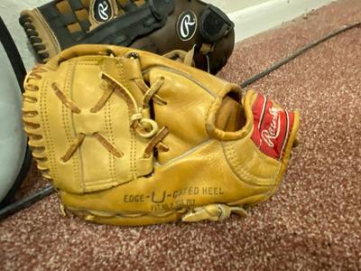 RAWLINGS BALL MITTS, JUNIOR RAQUET, & DUMB BELLS