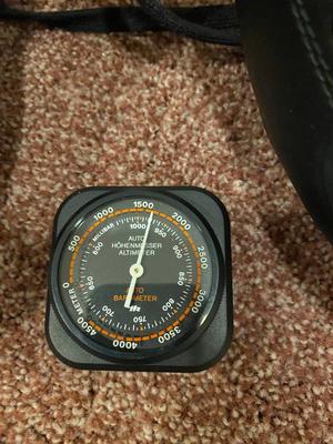 LIKE NEW MENS SIZE 11 AMERICAN ROCKET FIGURE SKATES