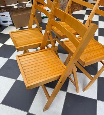 Set of 4 Folding Chairs