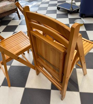 Set of 4 Folding Chairs
